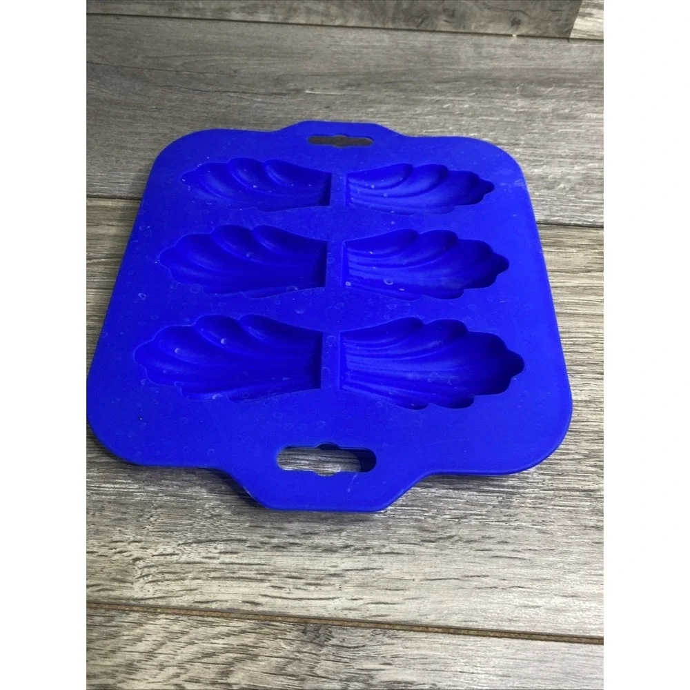 Blue Silicone Madeleine Pan‎ 6 Cavity Shell Shape Baking Mold Non-Stick Tray